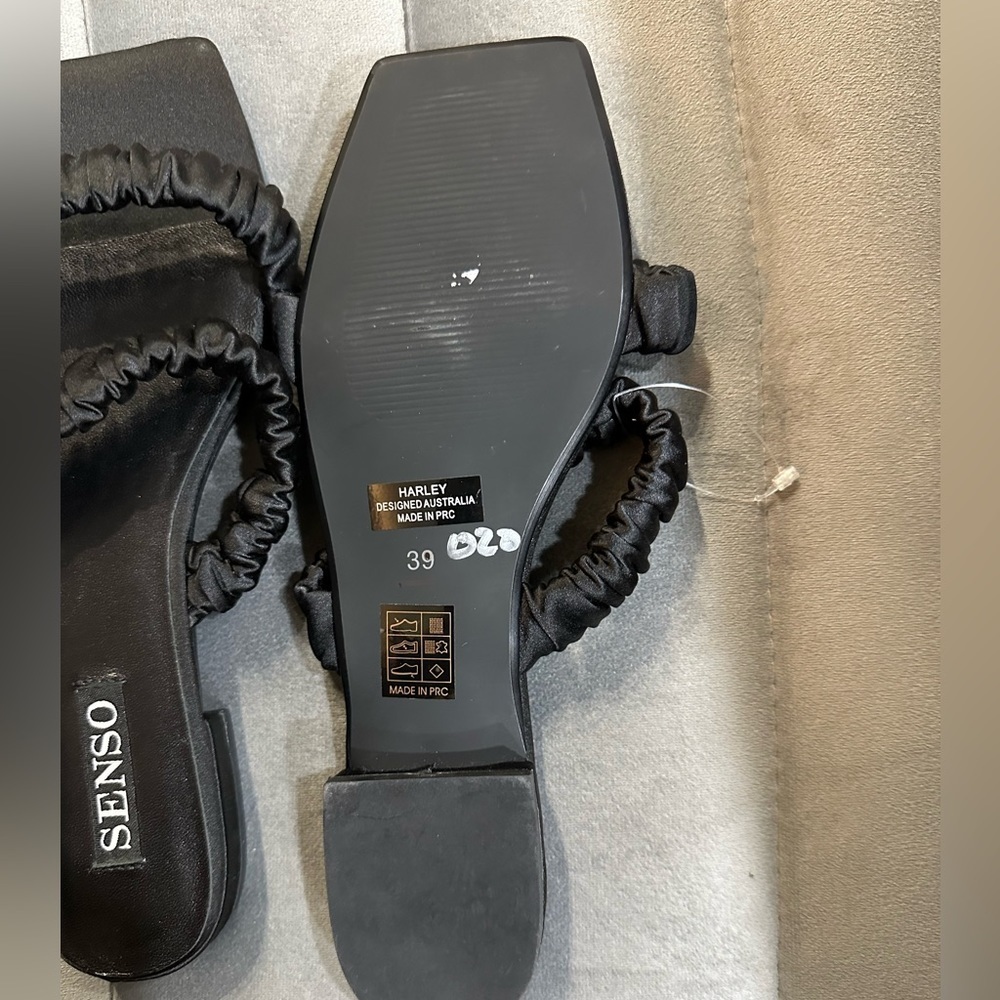 SENSO Harley II Black Satin‎ Sandals - Picture 3 of 5